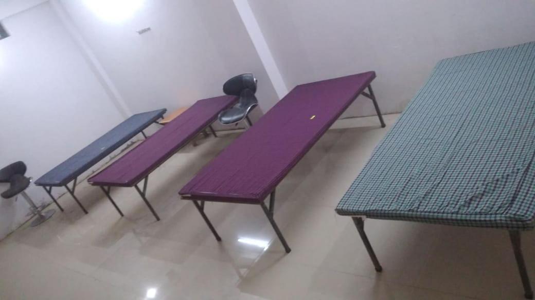 Bed and Breakfast Nityanand Allāhābād Junction Zewnętrze zdjęcie