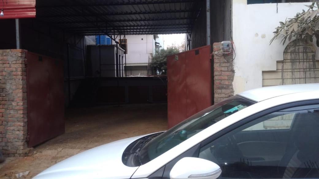 Bed and Breakfast Nityanand Allāhābād Junction Zewnętrze zdjęcie