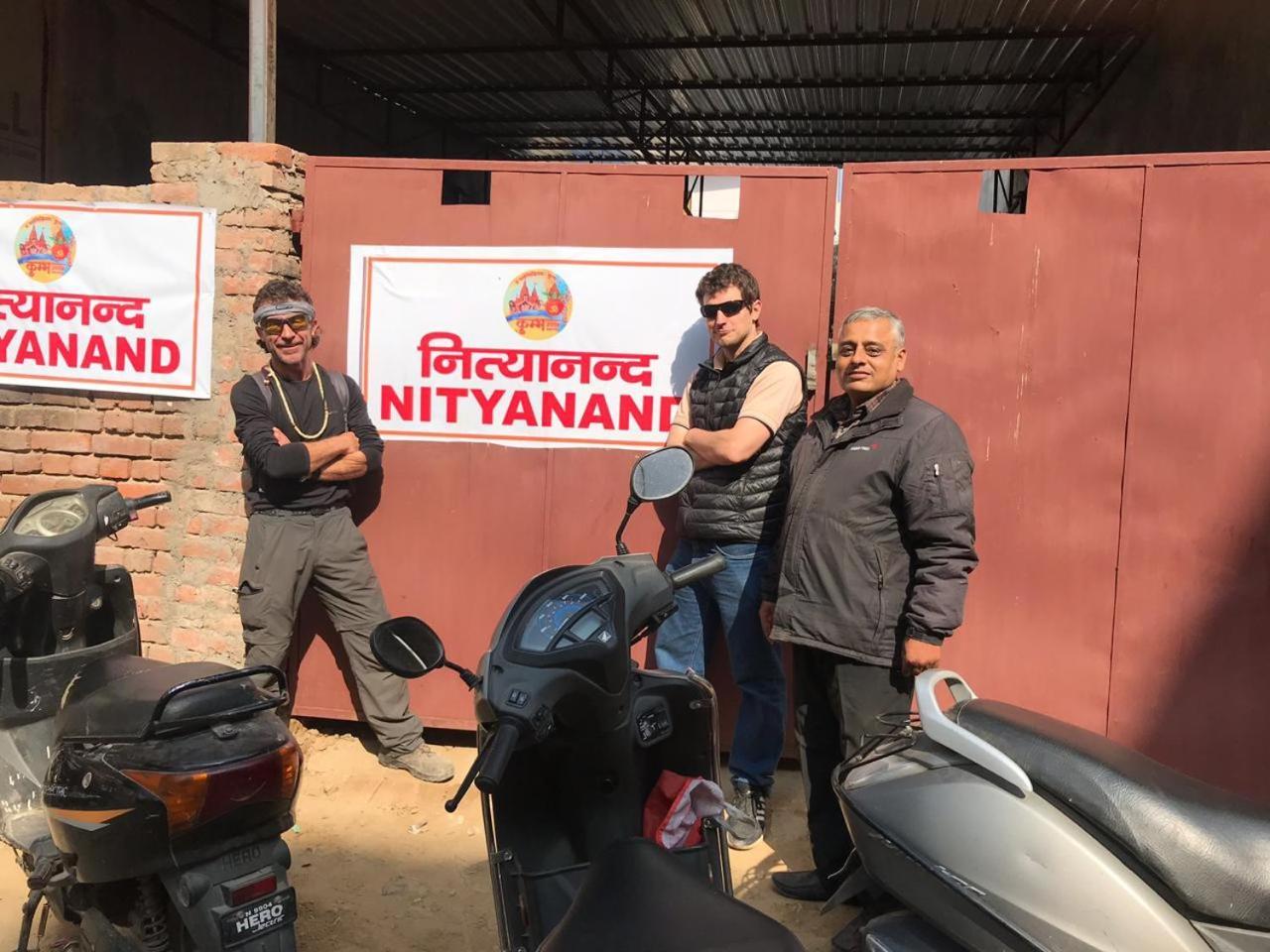 Bed and Breakfast Nityanand Allāhābād Junction Zewnętrze zdjęcie