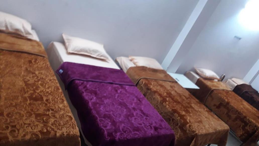 Bed and Breakfast Nityanand Allāhābād Junction Zewnętrze zdjęcie